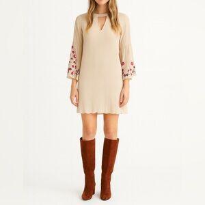 🌸JODIFL | WOMEN’S DRESS | FLORAL EMBROIDERED BELL SLEEVES | CREAM | SHORT | SM